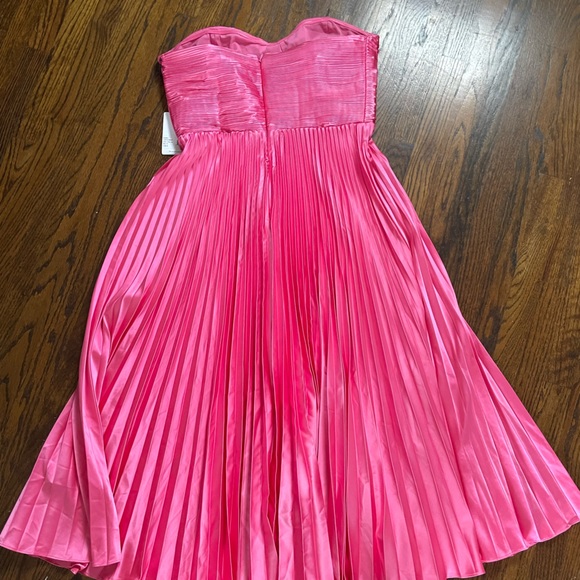 AMUR NWT Kin Pink Strapless Pleated Midi Valentine’s Prom Dress Size 12 - Picture 12 of 16